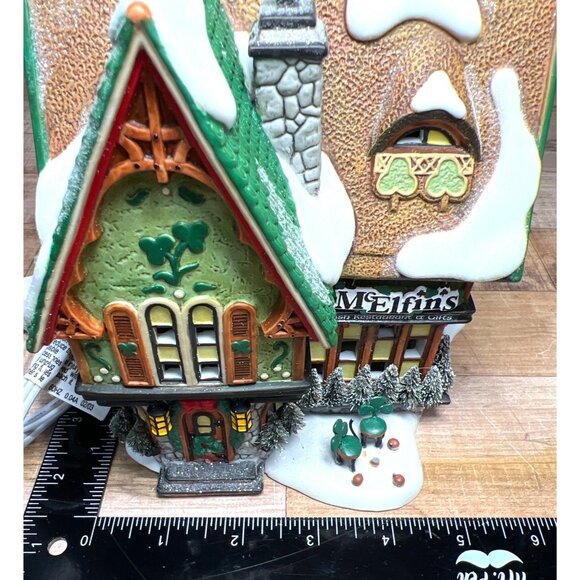 Department 56 McElfins Irish Restaurant & Gifts Lighted House North Pole series - Picture 9 of 9